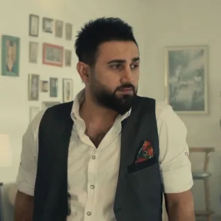 بیرت ئەکەم